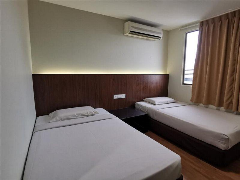 Hotel Holiday Kota Kinabalu Dış mekan fotoğraf