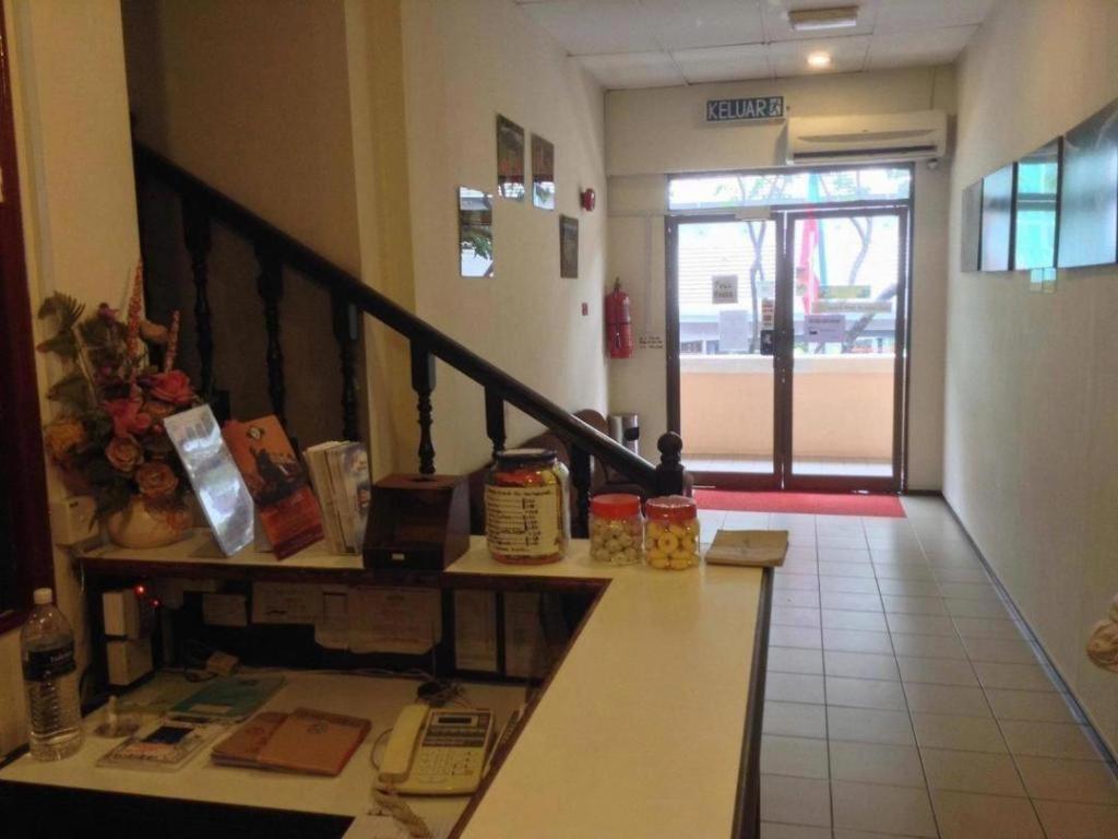 Hotel Holiday Kota Kinabalu Dış mekan fotoğraf