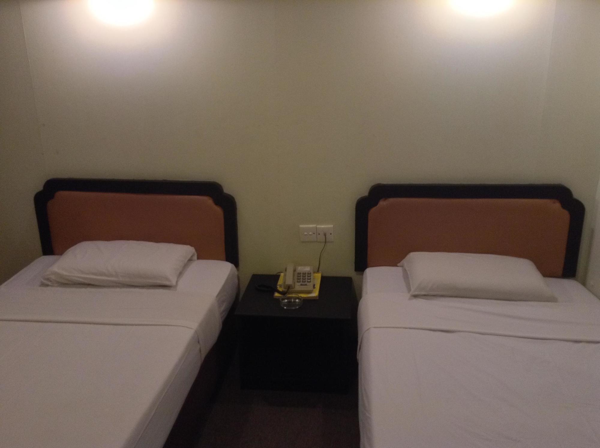 Hotel Holiday Kota Kinabalu Dış mekan fotoğraf